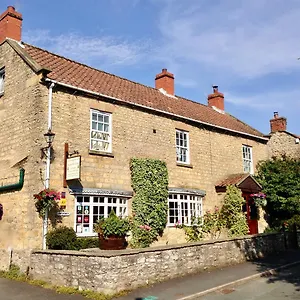 4* Guest house Plumpton Court
